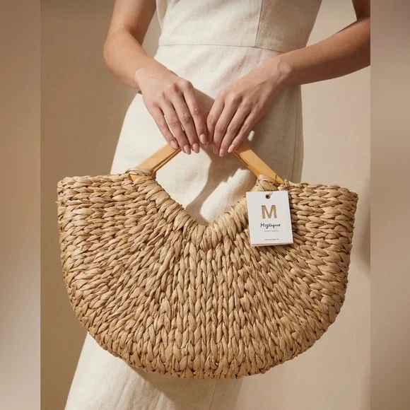 Miztique Tan Tote straw Bag with Rustic Woven Design - Picture 2 of 6